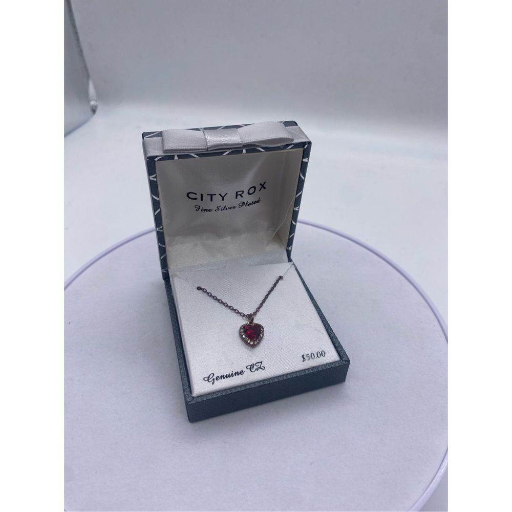CITY ROX Cubic Zirconia Halo Heart Pendant Necklace new in box